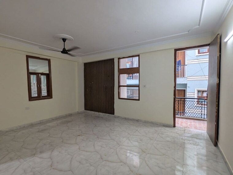 Room, freedom fighters enclave 1 Bedroom 600 Sq.Ft. Builder Floor In Freedom Fighters Enclave Delhi 10467062
