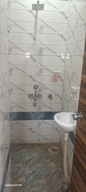 Bathroom in 2 BHK Builder Floor at Jawahar Nagar – for Rent