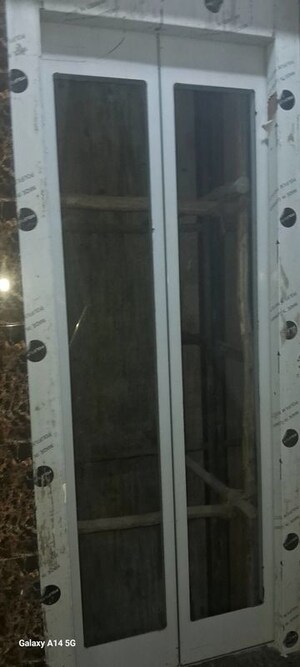 Bathroom in 2 BHK Builder Floor at Jawahar Nagar – for Rent