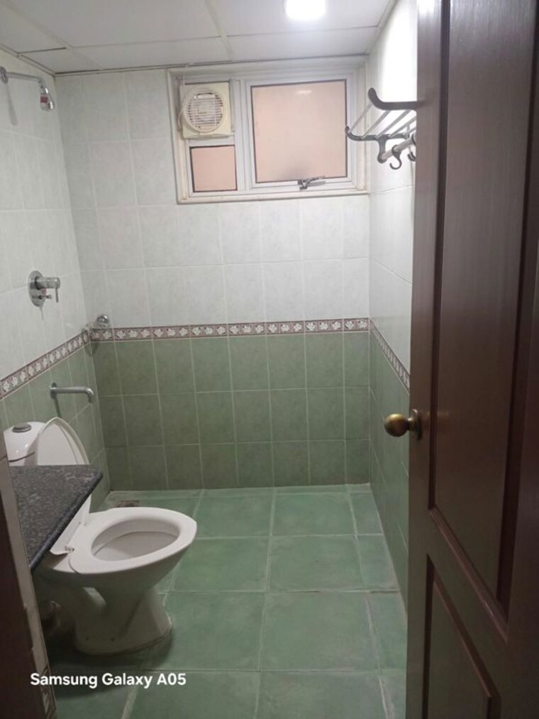 Bathroom, prestige-richmond 3 Bedroom 1640 Sq.Ft. Apartment In Sampangi Rama Nagar Bangalore 10467066