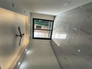 Building Lobby in 3 BHK Builder Floor at Ansal API Esencia, Sector 67 – for Rent