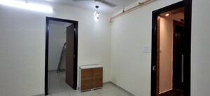 Room in 3 BHK Apartment at Chandak 34 Park Estate D Wing, Goregaon West – for Rent