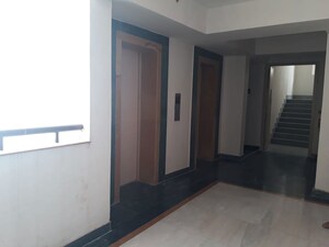 Lift in 2 BHK Apartment at Ramprastha City The Edge Towers, Sector 37d – for Rent