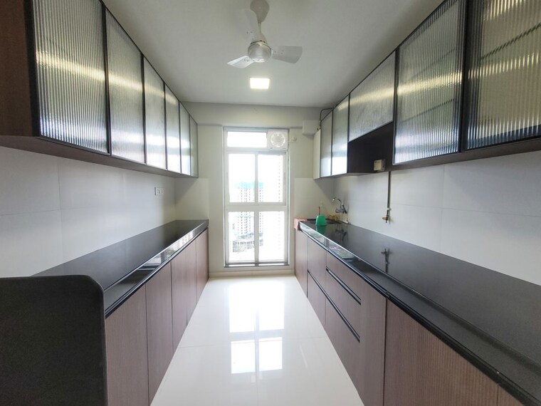 Kitchen, godrej-emerald 3 Bedroom 1044 Sq.Ft. Apartment In Ghodbunder Road Thane 10467115