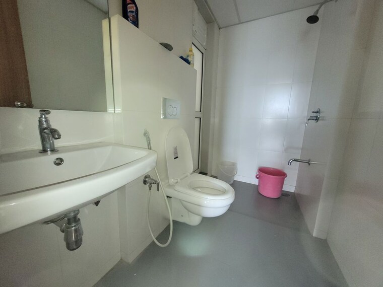 Bathroom, godrej-emerald 3 Bedroom 1044 Sq.Ft. Apartment In Ghodbunder Road Thane 10467115