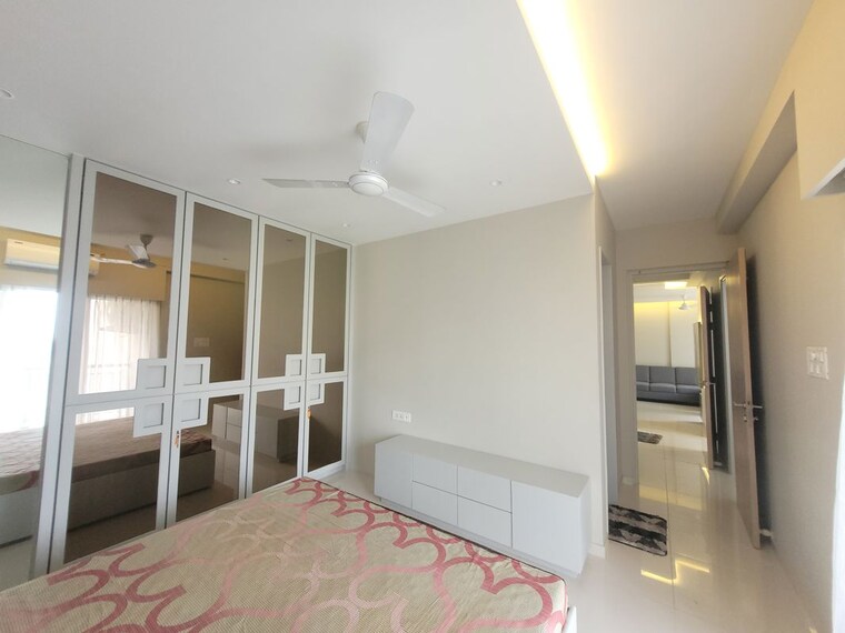 Room, godrej-emerald 3 Bedroom 1044 Sq.Ft. Apartment In Ghodbunder Road Thane 10467115