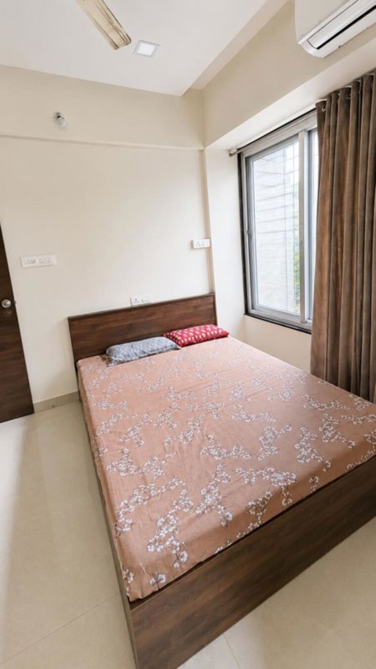 Bedroom, dahanukar colony 3 Bedroom 1500 Sq.Ft. Apartment In Dahanukar Colony Pune 10467144