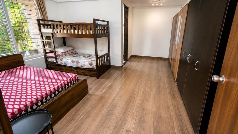 Bedroom, dahanukar colony 3 Bedroom 1500 Sq.Ft. Apartment In Dahanukar Colony Pune 10467144