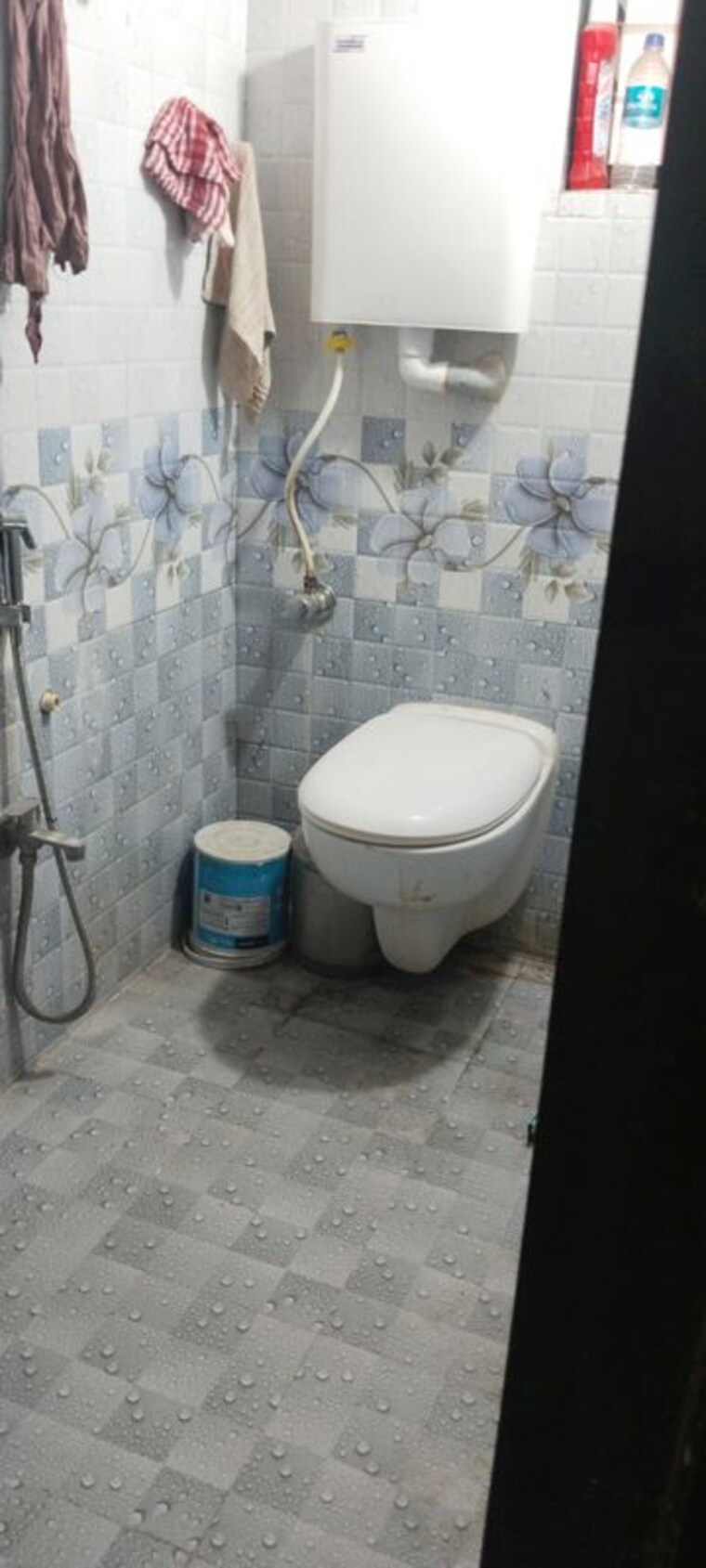 Attached Bathroom, lakshachandi-heights 3 Bedroom 1100 Sq.Ft. Apartment In Goregaon East Mumbai 10467174