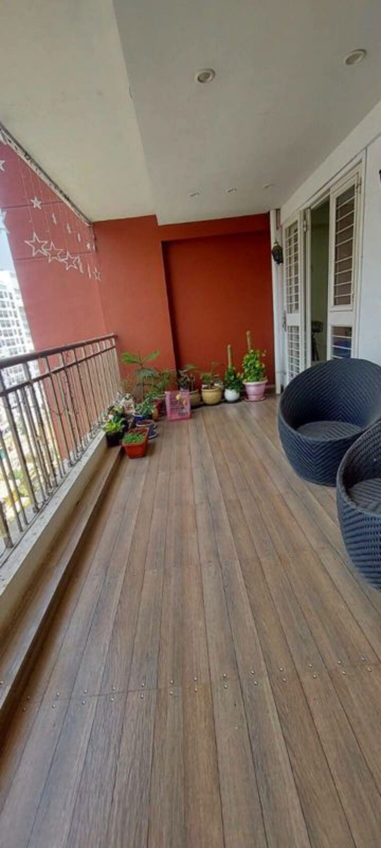 Balcony, ansal-viceroy-luxury 1 Bedroom 989 Sq.Ft. Apartment In Sector 42 Gurgaon 10467196