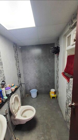 Bathroom in 2.5 BHK Apartment at Mantri Webcity, Hennur – for Rent