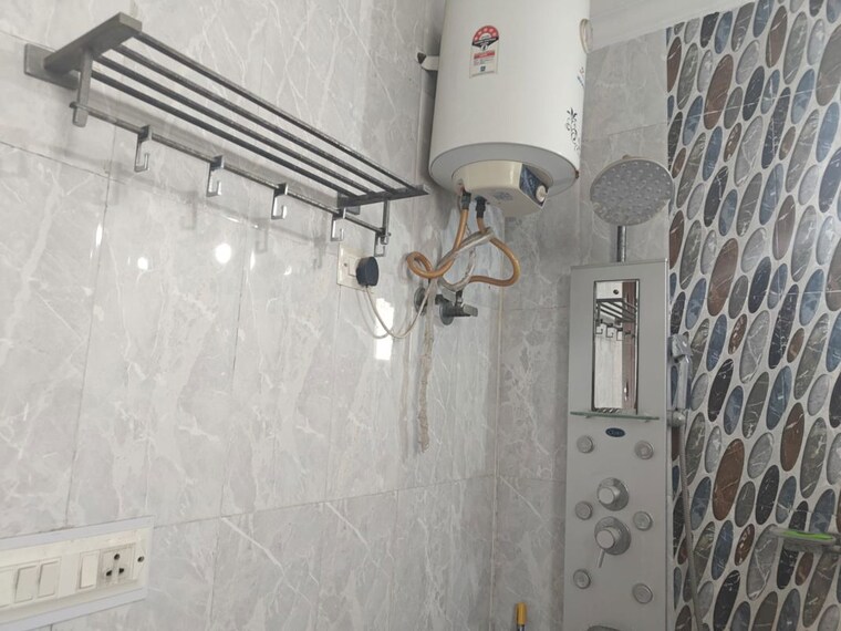 Bathroom, spark-divine 3 Bedroom 1870 Sq.Ft. Apartment In Beta Ii Greater Noida Greater Noida 10467201