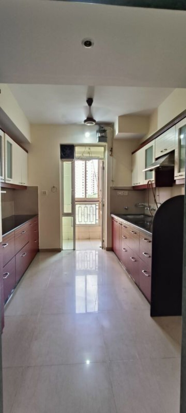 Kitchen, hiranandani-estate-crown 3 Bedroom 950 Sq.Ft. Apartment In Ghodbunder Road Thane 10454917