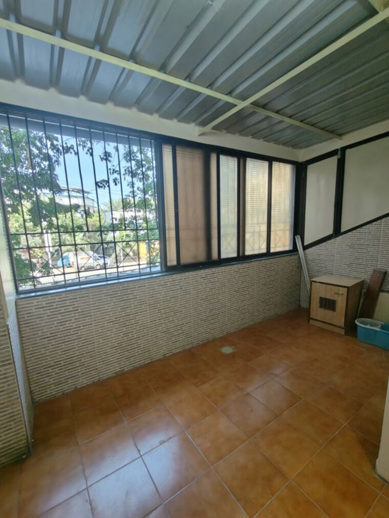 Balcony, dosti-maitri-gardens 2 Bedroom 750 Sq.Ft. Apartment In Pokhran Road No Two Thane 10467232