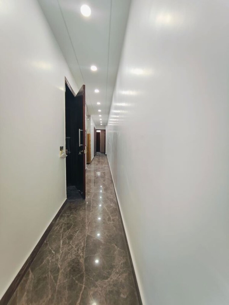 undefined, shivalik colony 4 Bedroom 2000 Sq.Ft. Builder Floor In Shivalik Colony Delhi 10467268