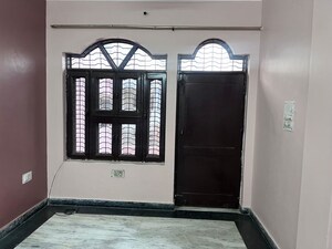 Room in 2 BHK Builder Floor at Sainik Colony – for Rent