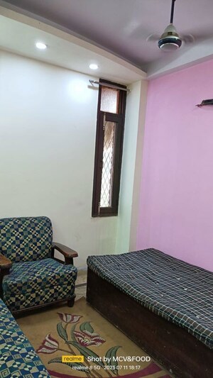 Bedroom in 2 BHK Builder Floor at Malviya Nagar – for Rent