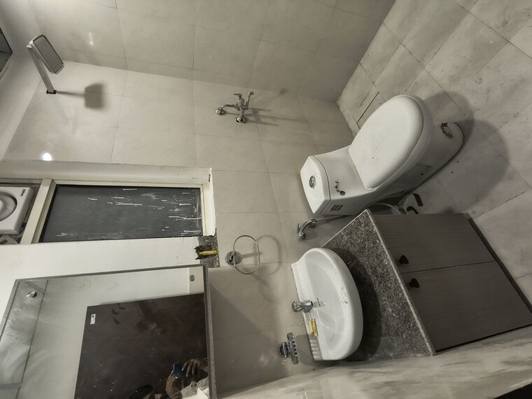 Bathroom, pyramid-midtown 2 Bedroom 1000 Sq.Ft. Apartment In Sector 59 Gurgaon 10467286