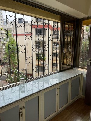 Balcony in 1.5 BHK Apartment at Bandra West – for Rent