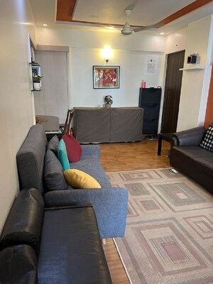 Living Room in 1.5 BHK Apartment at Bandra West – for Rent