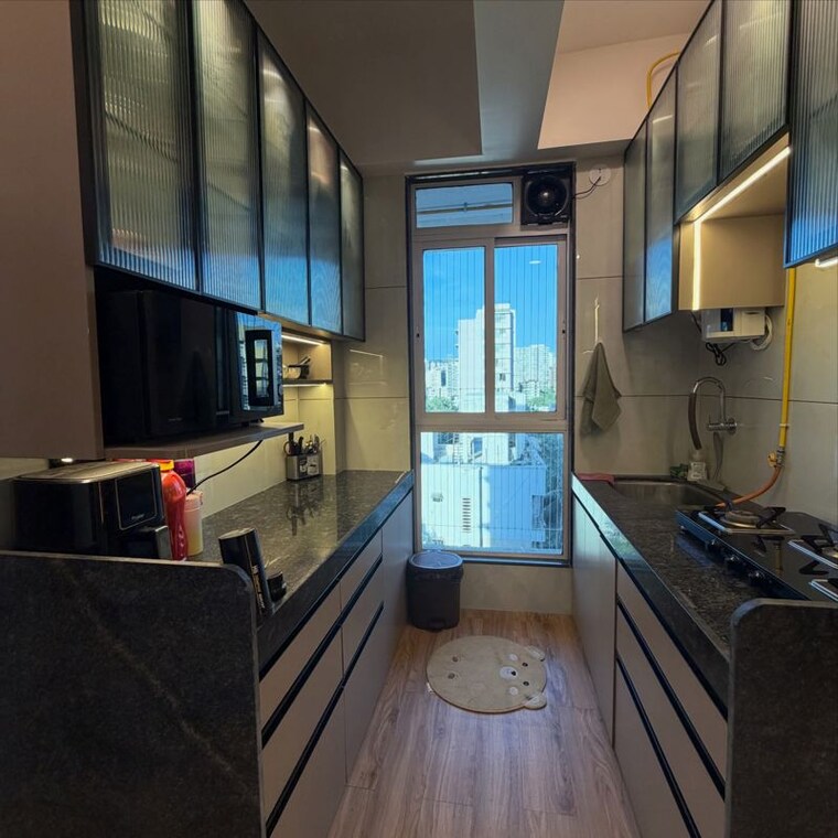 Kitchen, gym-view 1 Bedroom 600 Sq.Ft. Apartment In Khar West Mumbai 10467315