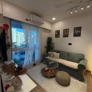1 BHK Apartment For Rent in Gym View, Khar West