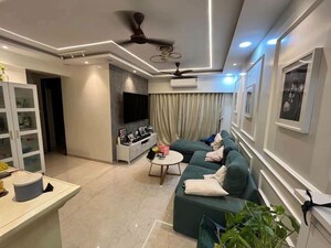 1 BHK Apartment For Rent in Sea Breeze CHS Versova, Versova
