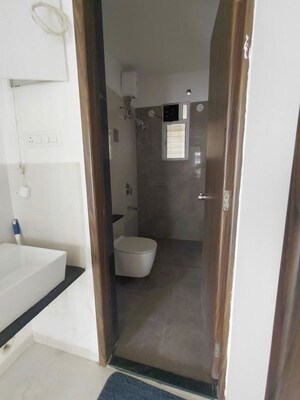 Bathroom in 3 BHK Apartment at Majestique Towers East Phase 2, Kharadi – for Sale