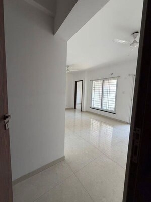 Room in 3 BHK Apartment at Majestique Towers East Phase 2, Kharadi – for Sale