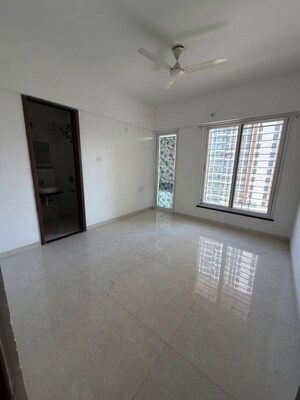 Room in 3 BHK Apartment at Majestique Towers East Phase 2, Kharadi – for Sale