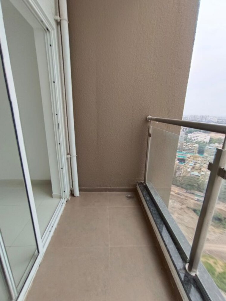 undefined, runwal-the-central-park 3 Bedroom 1250 Sq.Ft. Apartment In Chinchwad Pune 10467338