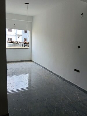 Room in 2 BHK Apartment at Patancheru – for Sale