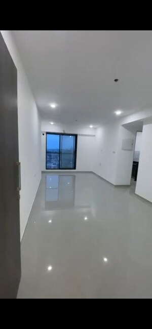 2 BHK Apartment For Rent in Dev Leo Tower, Oshiwara