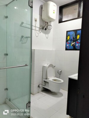 Bathroom in 3 BHK Apartment at Jawahar Nagar – for Rent