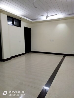 Room in 3 BHK Apartment at Jawahar Nagar – for Rent