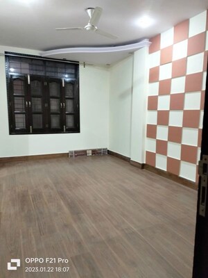 Room in 3 BHK Apartment at Jawahar Nagar – for Rent