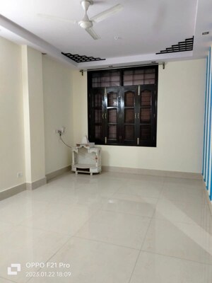 Room in 3 BHK Apartment at Jawahar Nagar – for Rent