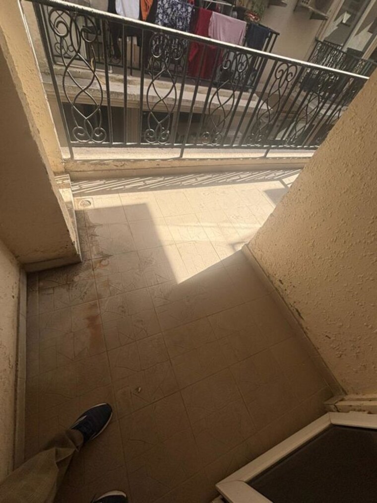 Balcony, sohna sector 36 3 Bedroom 1081 Sq.Ft. Apartment In Sohna Sector 36 Gurgaon 10467408