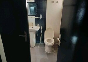 Bathroom in 3 BHK Apartment at Proview Technocity, Chi V Greater Noida – for Rent