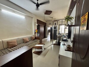 2 BHK Apartment For Sale in Jivraj Park