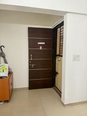 Furnished Amenities in 2 BHK Apartment at Anand Park, Chinchwad – for Rent