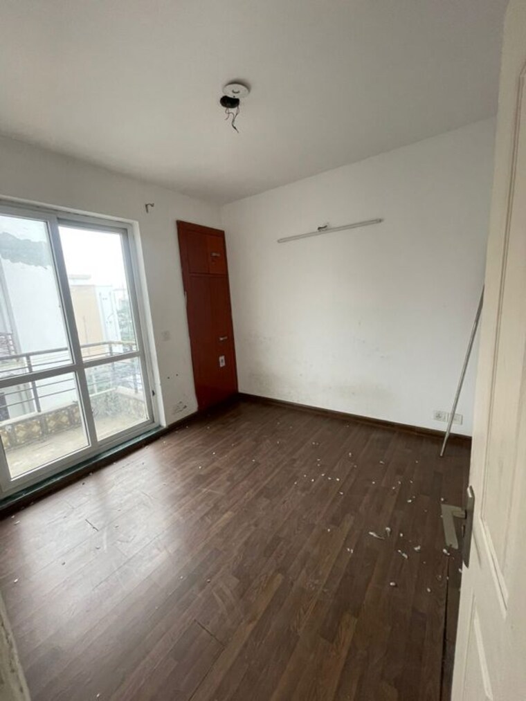 Room, bptp-parkland-pride-phase-2 3 Bedroom 190 Sq.Yd. Builder Floor In Sector 77 Faridabad 9845854
