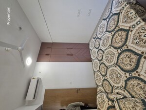 Furnished Amenities in 2 BHK Apartment at Lodha Bellagio, Powai – for Rent