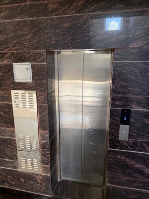 Lift in 3 BHK Apartment at Aura Homes, Patiala Road – for Sale