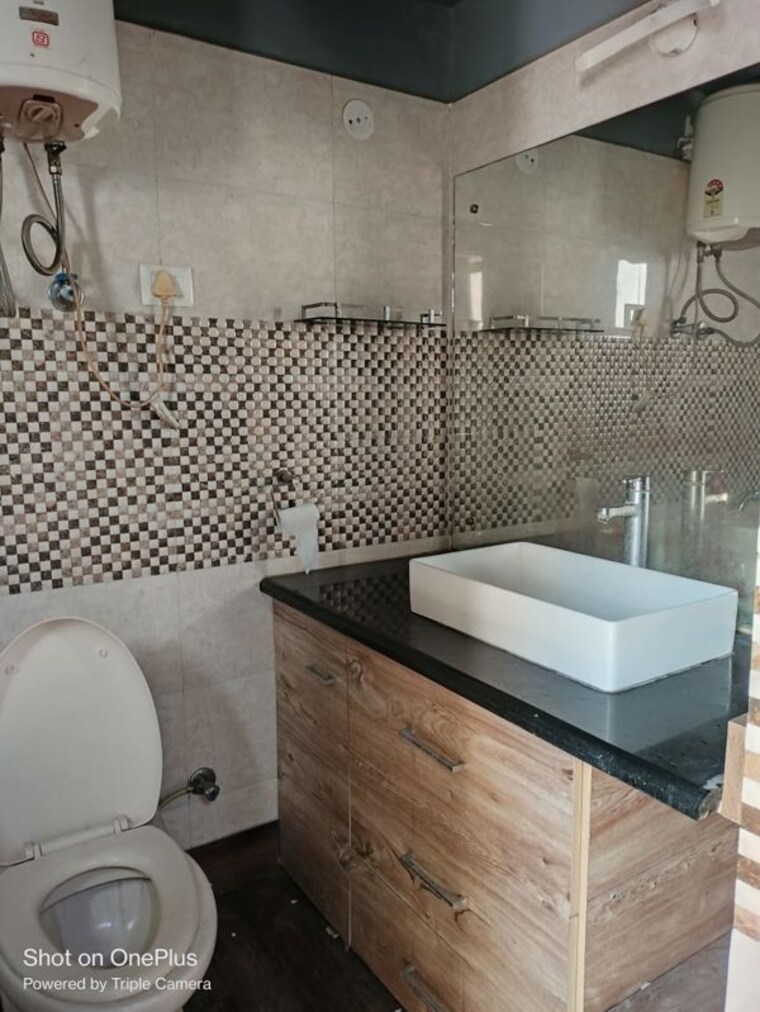 Bathroom, mahagun-mywoods-ii 2 Bedroom 960 Sq.Ft. Apartment In Sector 16c Greater Noida Greater Noida 10467524
