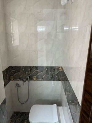 Bathroom in 3.5 BHK Villa at Satellite – for Rent