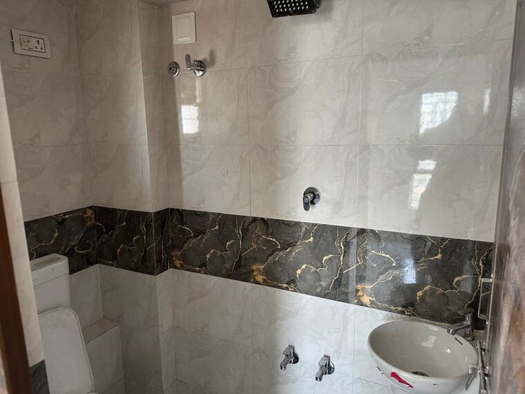 Bathroom, satellite 3.5 Bedroom 2250 Sq.Ft. Villa In Satellite Ahmedabad 10467535