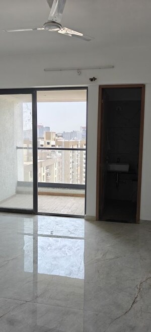 Room in 3 BHK Apartment at Majestique Signature Towers, Balewadi – for Rent
