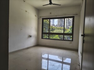 Room in  Apartment at Malad East – for Sale