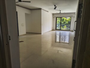 Room in  Apartment at Malad East – for Sale